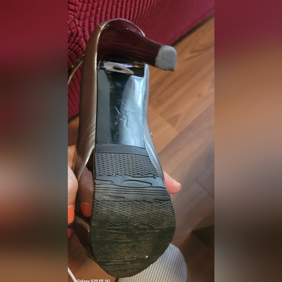 Woman shoes - Picture 4 of 5